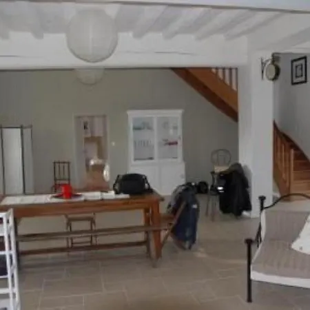 Spacieux Renove En 1850 Avec Grand Jardin, Terrasse, Jeux Pour Enfants Et Equipements Modernes ! - Fr-1-410-172 Pontvallain