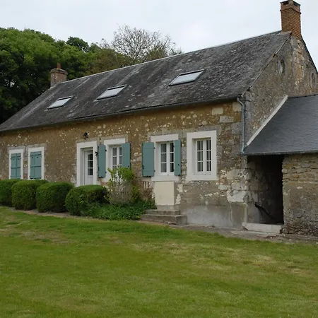 Spacieux Renove En 1850 Avec Grand Jardin, Terrasse, Jeux Pour Enfants Et Equipements Modernes ! - Fr-1-410-172 *